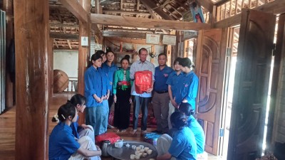 HOẠT ĐỘNG THĂM VIẾNG GIA ĐÌNH CHÍNH SÁCH NHÂN DỊP TẾT NGUYÊN ĐÁN XUÂN BÍNH NGỌ 2026