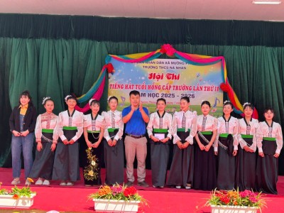 HỘI THI “TIẾNG HÁT TUỔI HỒNG” CẤP TRƯỜNG LẦN THỨ II